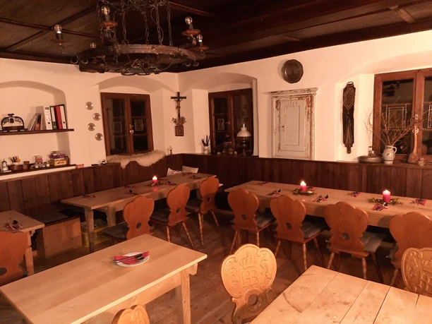 Stube Guglhör @Guglhör (2).jpg