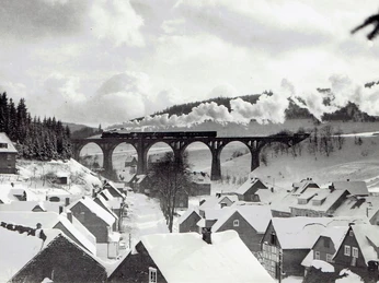 Viadukt 1950er Jahre c) Heimat- und Geschichtsverein Willingen.jpg