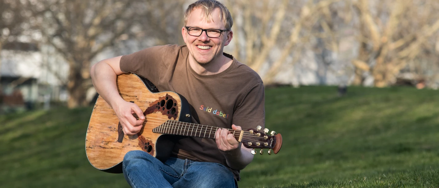 Florian Müller querformat - Kopie.jpg