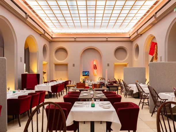 Max Enk Innenbereich Restaurant – Gastronomien in Leipzig Das Max Enk bekocht seine Gäste im edlen Ambiente des Städtischen Kaufhauses, Gastronomie