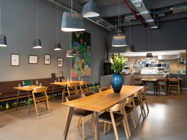 Innenbereich Planerts im Oelßner's Hof – Gastronomien in Leipzig Das Fine Dining Restaurant Planerts im Oelßner's Hof ist modern eingerichtet, Gastronomie