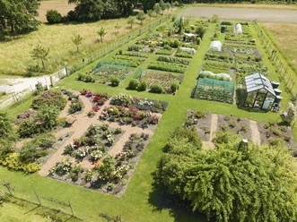 Kuechengarten_Drohne_Ahlers.jpg