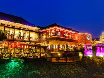 Alando Palais Alando PalaisAlando PalaisAlando Palais