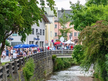 buergerfest-bad-aibling-festmeile-bahnhofstraße.jpg