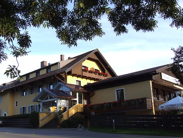 gasthof-sonne-murnau-biergarten.jpg