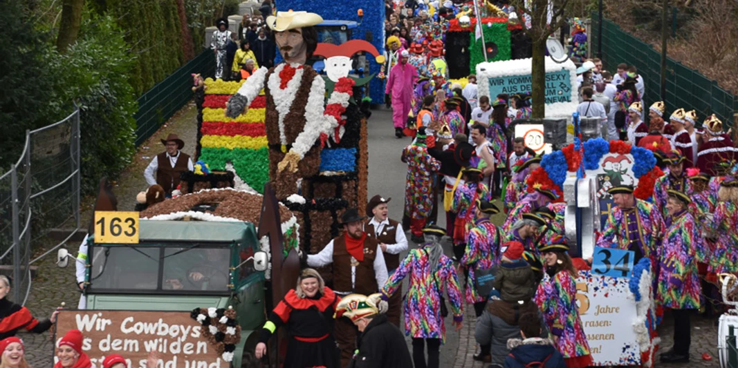 Straßenumzug zum Carneval in Damme
