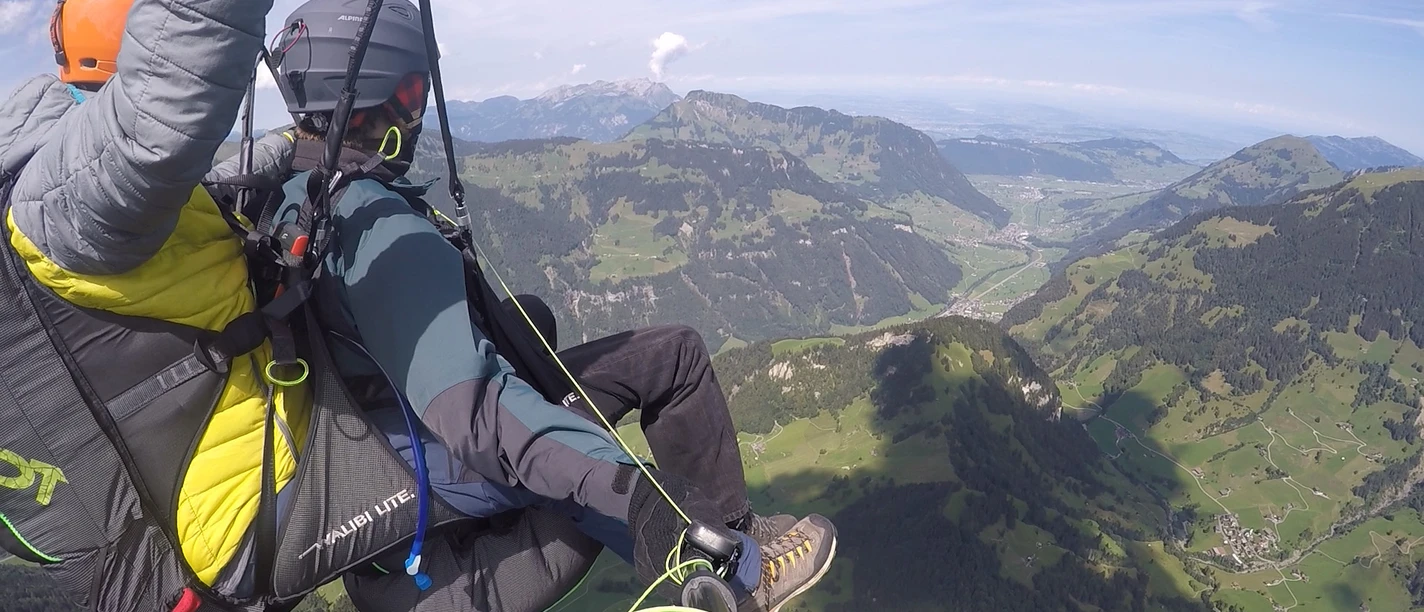 Air bear_paragliding_nidwalden