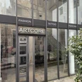 Artcore.jpeg Das Bild zeigt den Eingangsbereich des Tattoostudios
