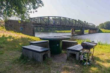 MEP014_Postbruecke_Stichkanal_des_Kaisers_AnjaPoker3.jpg