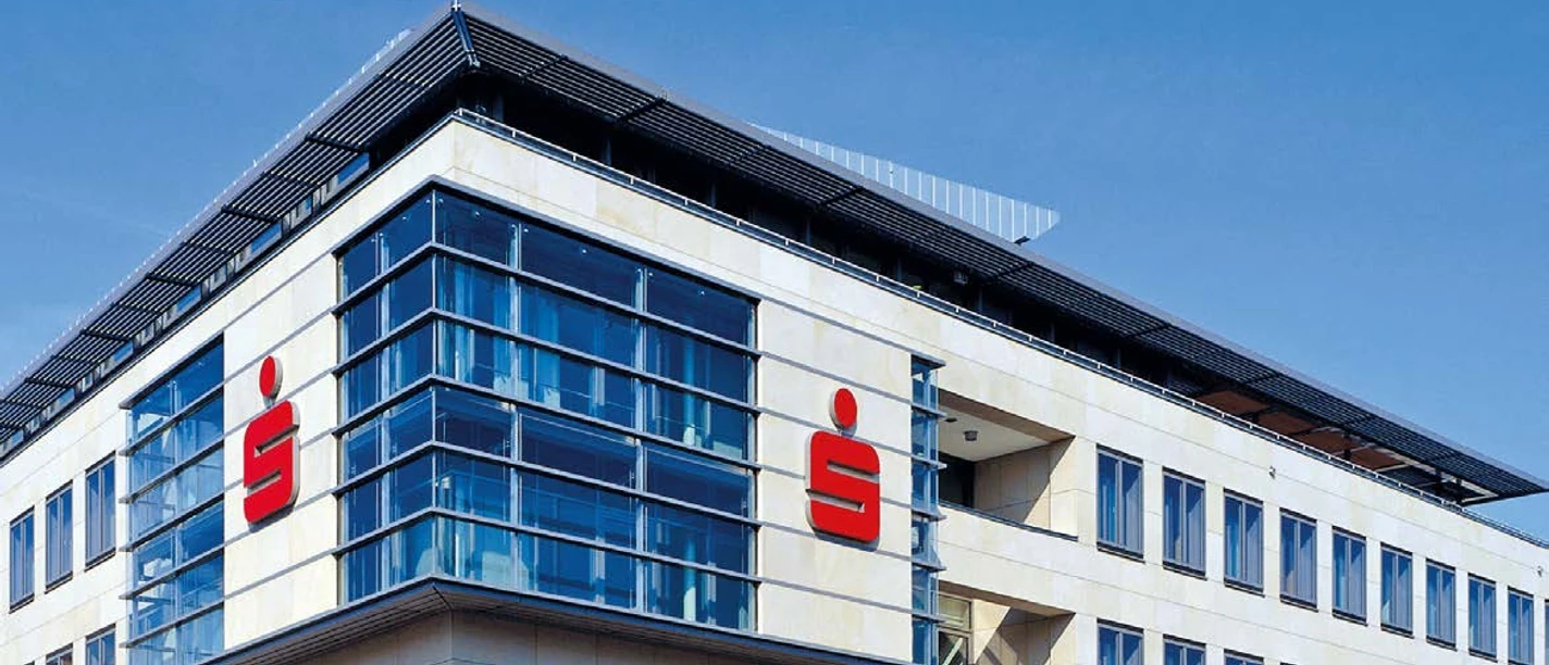 Das Bild zeigt die Hauptgeschäftsstelle der Sparkasse Minden-Lübbecke.