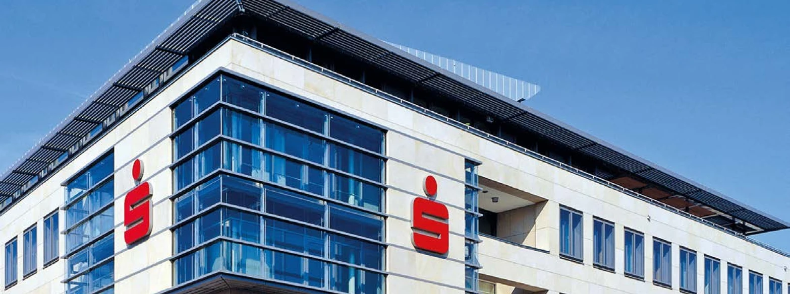 Das Bild zeigt die Hauptgeschäftsstelle der Sparkasse Minden-Lübbecke.