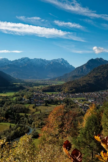 Blick von Oberau zum Wettersteinmassiv