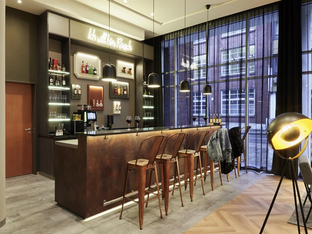 ibis-styles-bielefeld-bar2