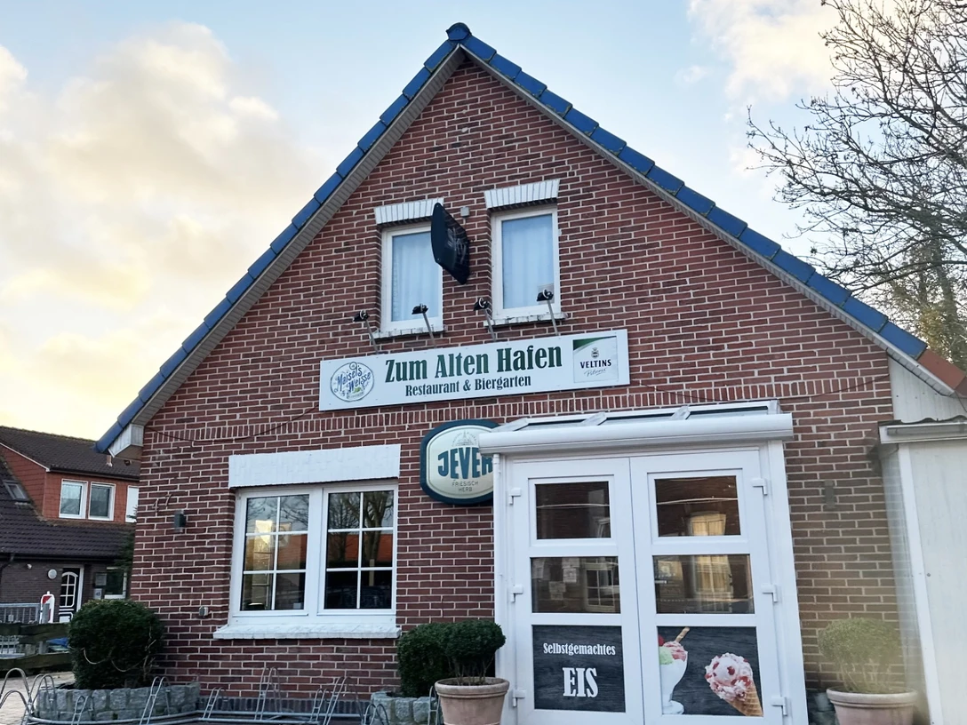 Zum Alten Hafen Neßmersiel