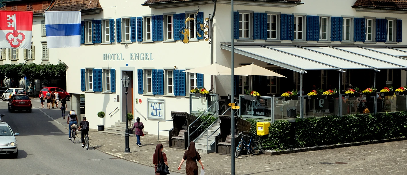 Hotel Restaurant Engel Stans aussen