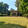 Das Bild zeigt den Musikpavilion