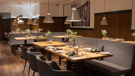 Restaurant 1.jpg