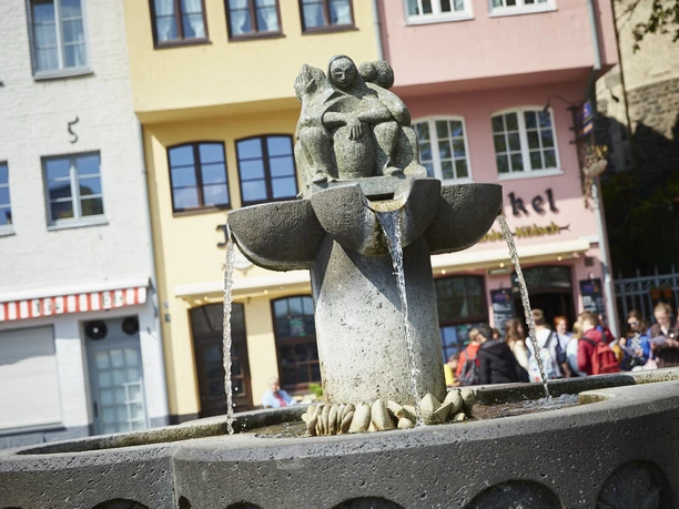 Kölner Altstadt Close-up of fountain in old town
