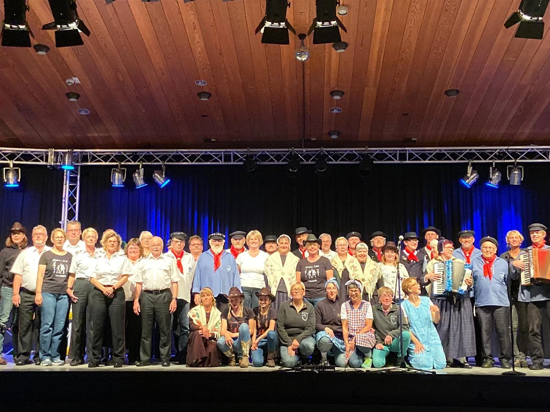 "Hut ab!" - Ein Abend für unsere Gäste: Auftritte Juister Gruppen.jpeg "Hut ab!" - Ein Abend für unsere Gäste: Auftritte Juister Gruppen