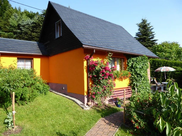 Ferienhaus Dietze im Sommer