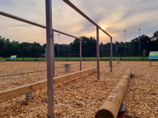 Bewegungspark im Sportpark am Ölbach Stukenbrock Bewegungspark im Sportpark am Ölbach Stukenbrock