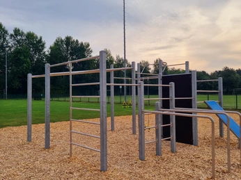 Bewegungspark im Sportpark am Ölbach Stukenbrock Bewegungspark im Sportpark am Ölbach Stukenbrock