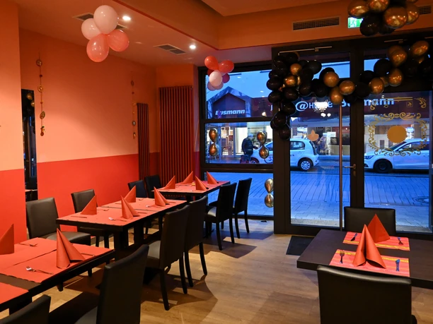 Restaurant A Taste of India Restaurant A Taste of India binnen