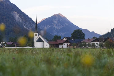 Graswang (C) www.zugspitz-region Fotograf Wolfgang Ehn (2).jpg