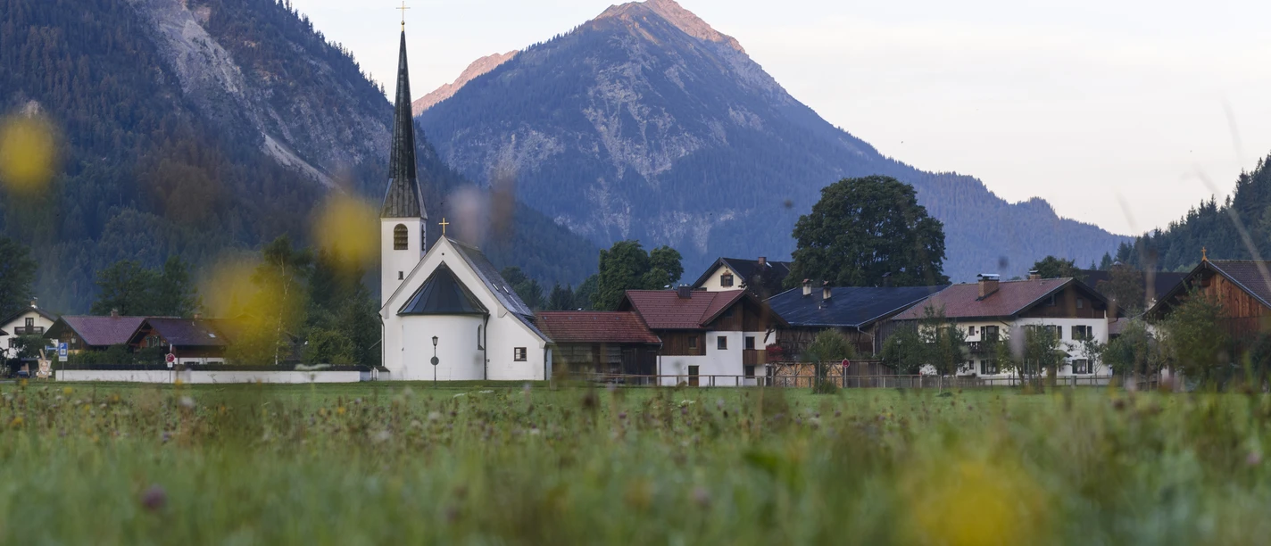 Graswang (C) www.zugspitz-region Fotograf Wolfgang Ehn (2).jpg