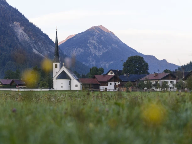 Graswang (C) www.zugspitz-region Fotograf Wolfgang Ehn (2).jpg