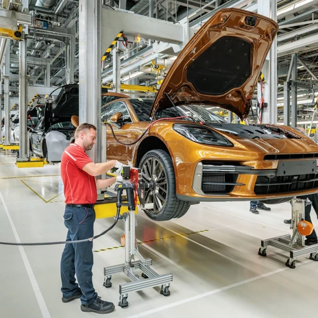 Supporting programme factory tour at Porsche for your meeting & conference in Leipzig