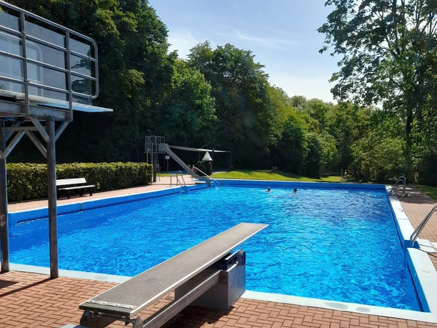 Naumburg Freibad Heimarshausen