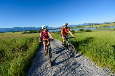 Fahrrad fahren im Blauen Land.jpg