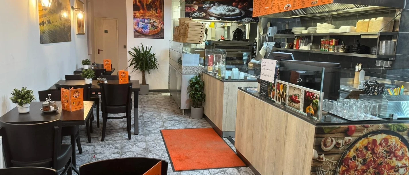 Bild Innenraum Jokas Pizzeria.jpg