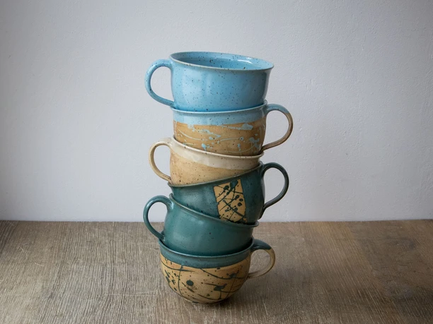Töpferei Alte Schmiede - Tassenstapel Töpferei Alte Schmiede - Tassenstapel