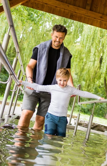 Kneippanlage im Quellgarten | Lichtenau-Henglarn Kneippanlage im Quellgarten | Lichtenau-Henglarn