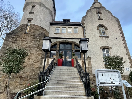 Das Bild zeigt den Eingangsbereich des Restaurants Böhmerwald.