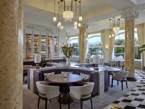 The restaurant from the inside