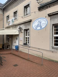Minden - Zum seriösen Fußgänger Das Bild zeigt den Eingangsbereich des Restaurants.