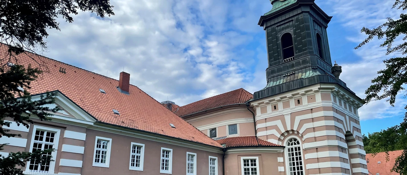 Kloster Medingen 1 (c) Bad Bevensen Marketing GmbH Nina Lüdemann.jpg