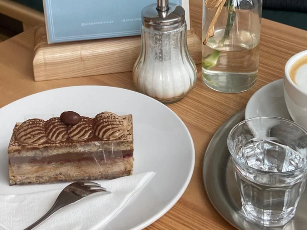 Kaffee & Kuchen