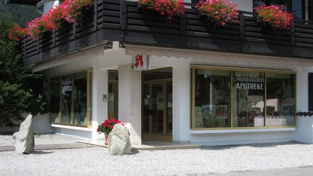 Benedikten Apotheke Oberau
