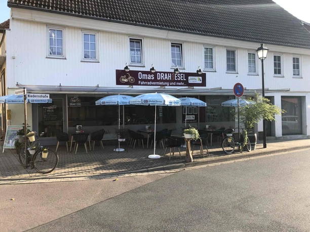 Omas Drahtesel in Schöningen - Außenansicht Omas Drahtesel in Schöningen - Außenansicht