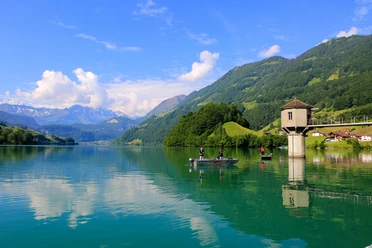 Lungerersee_Schwimmen und Wassersport_Nidwalden Tourismus.jpg