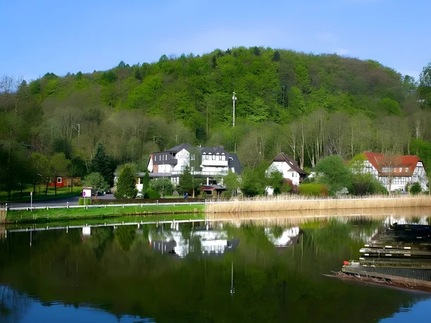 FLUX - Biohotel im Werrtal, Hausansicht_out.jpg