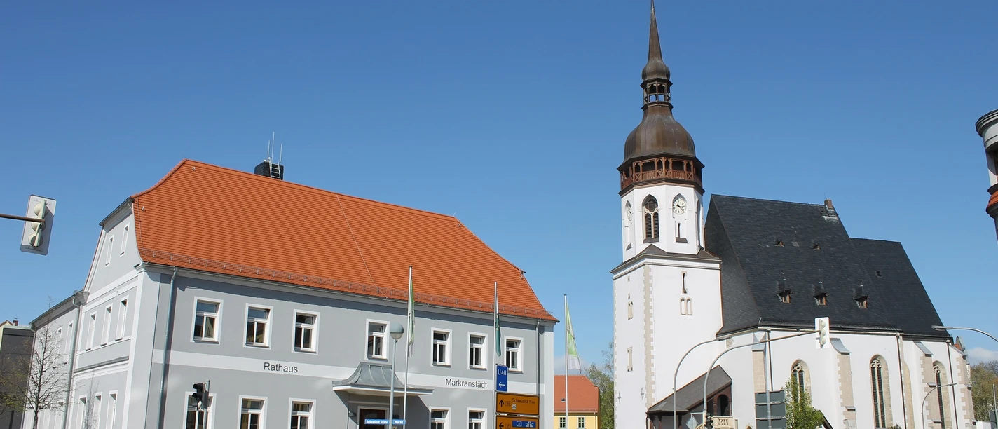 Rathaus und St. Laurentiuskirche Markranstädt