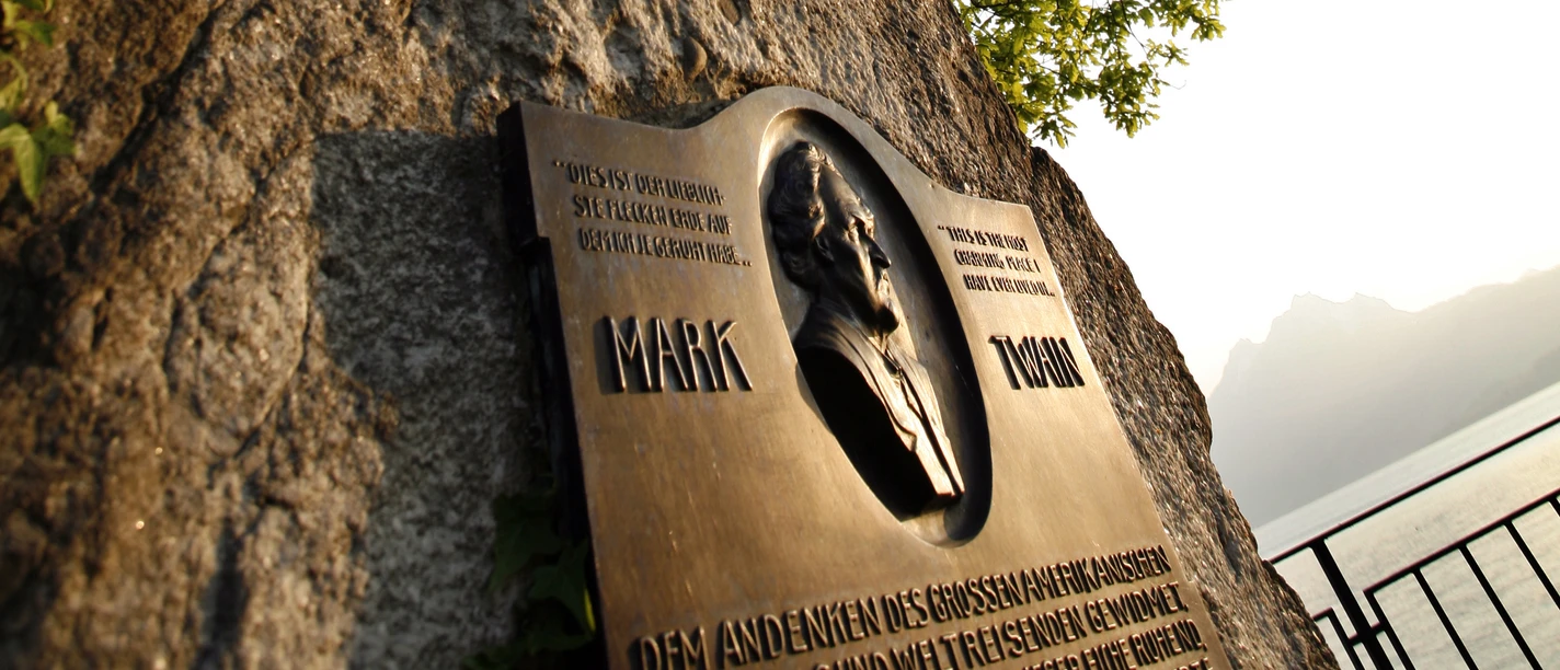 Pierre commémorative Mark Twain Pierre commémorative Mark Twain