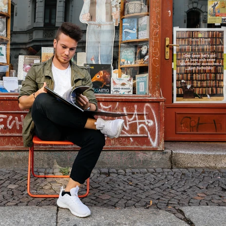The Fleischmann bookshop has firmly established itself in Connewitz.