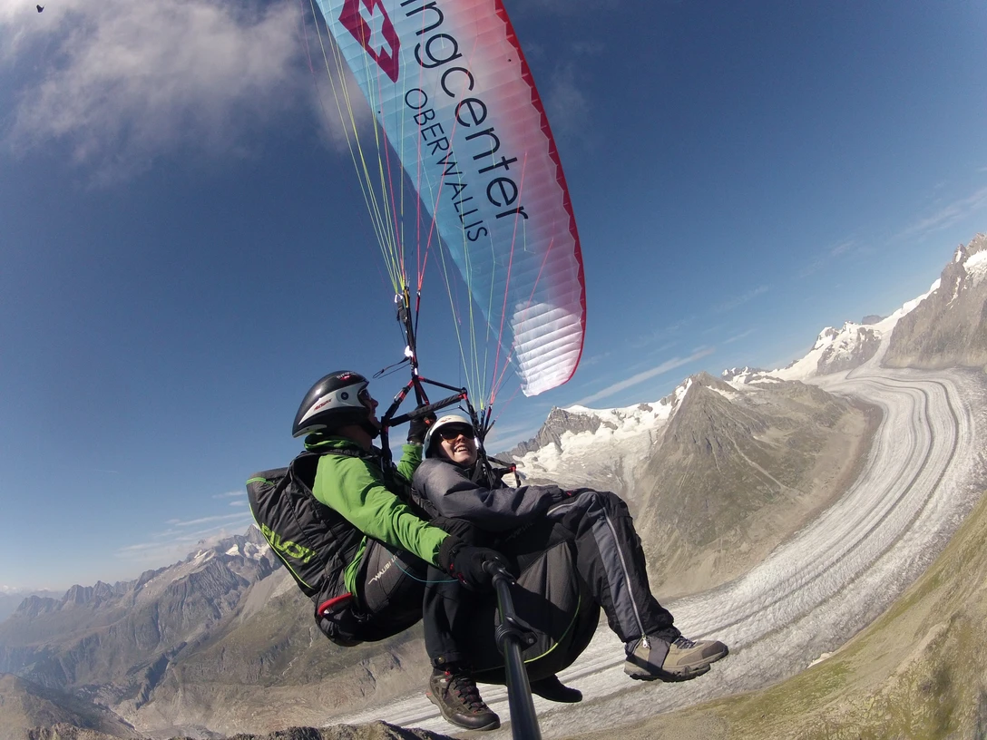 Flyingcentert Aletschgletscher.JPG