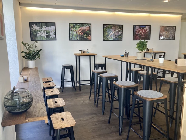 Kaffee Bar 13/15